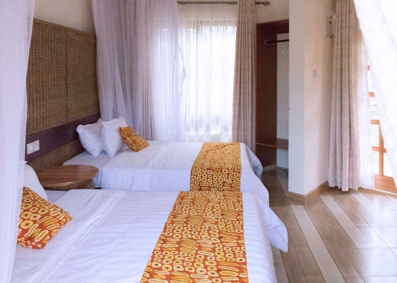 Tooro Fairway Hotel Fort Portal Zewnętrze zdjęcie